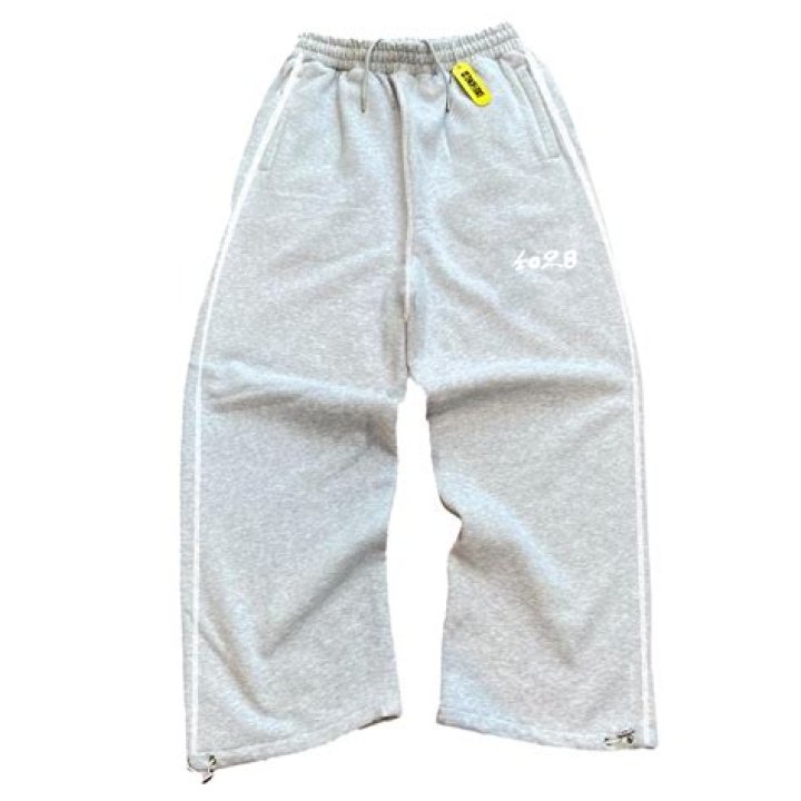 Explore the Unique Fashion World of 4028 Clothing