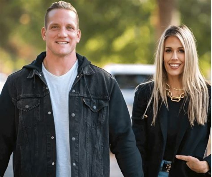 The Marriage Drama of AJ Hawk and Laura Quinn
