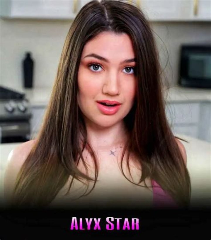 Alyxa Star: A Rising Force in Digital Influence and Content Creation