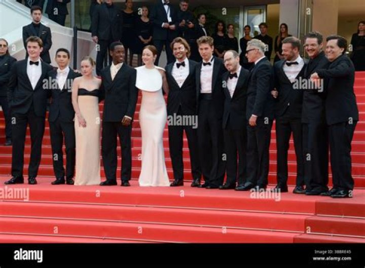 Exploring the Life and Career of Amélie Hoeferle: A Rising Star