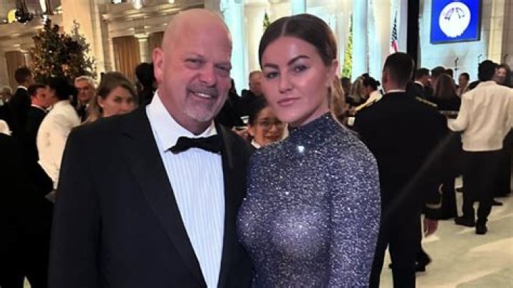 Discover the Intertwined Lives of Amanda Palmer and Rick Harrison