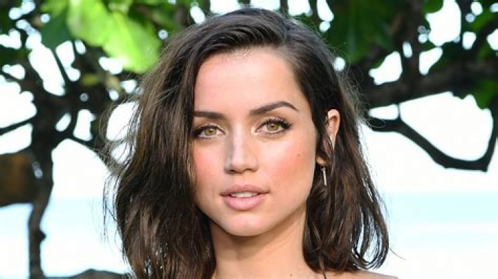 A Deep Dive into Ana de Armas Weight and Fitness Journey