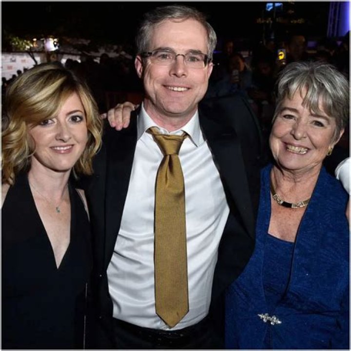 The Astonishing Wealth of Andy Weir: Exploring His Net Worth