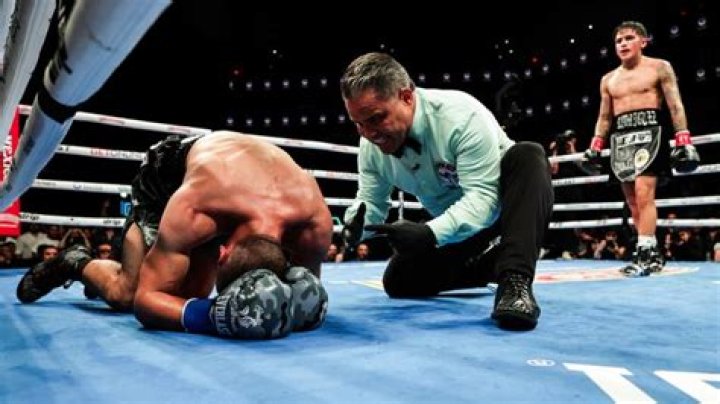 Bam vs Estrada: A Comprehensive Analysis of Their Careers and Impact