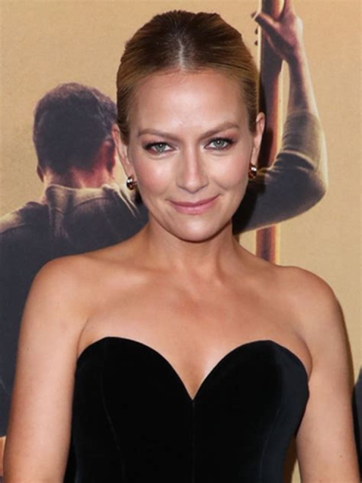 Becki Newton: A Comprehensive Look at Her Life and Career