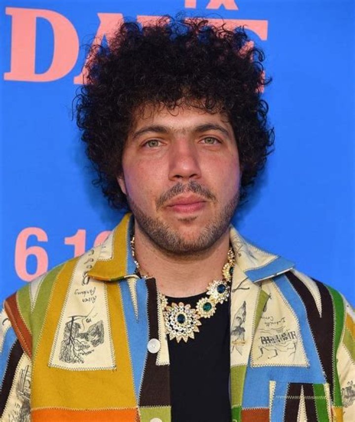 Benny Blanco: Unveiling the Height and Weight of a Musical Genius