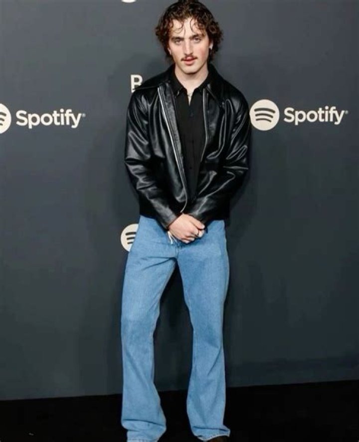 Discovering Benson Boone Height: The Rising Star