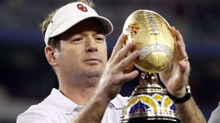 Bob Stoops: The Legacy of a College Football Coaching Icon