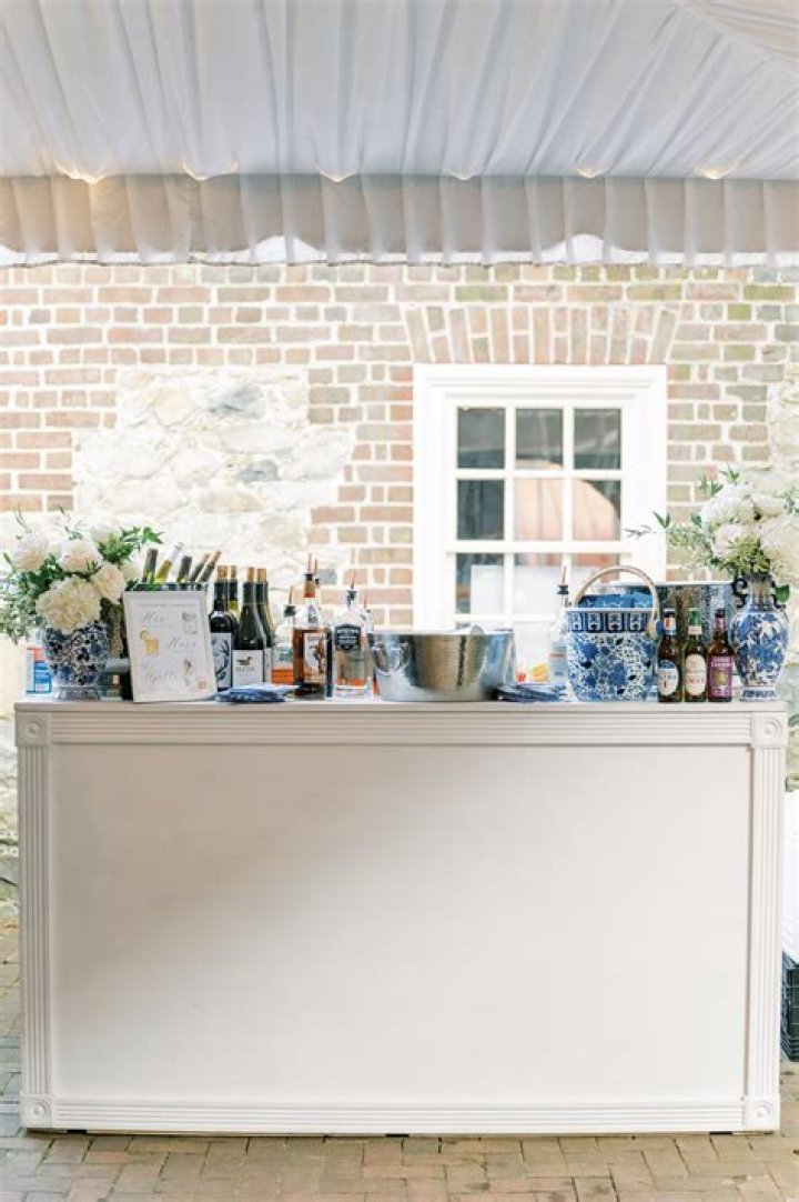 Unveiling the Allure of Bobbie Bar: A Destination Worth Exploring