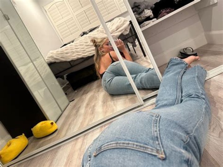 Breckie Hill Feet: A Comprehensive Exploration of the Internet Sensation