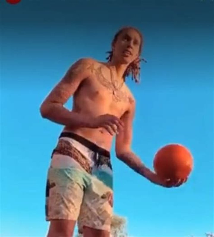 Brittney Griner Shirtless: A Deep Dive into the Life of a Basketball Icon