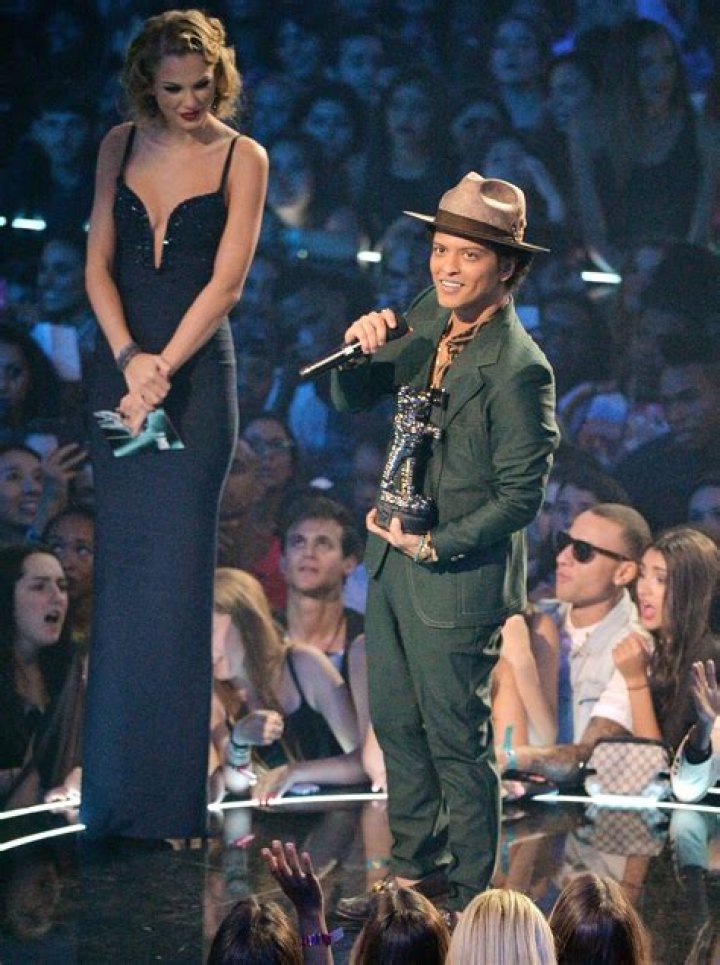 Unveiling the Mystery of Bruno Mars' Height
