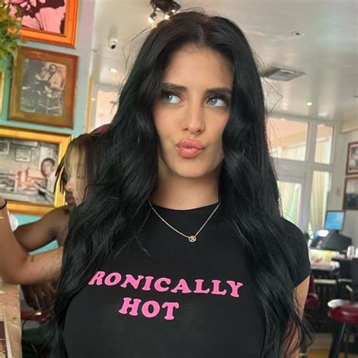 Exploring Camila OnlyFans: The Rise of a Social Media Sensation