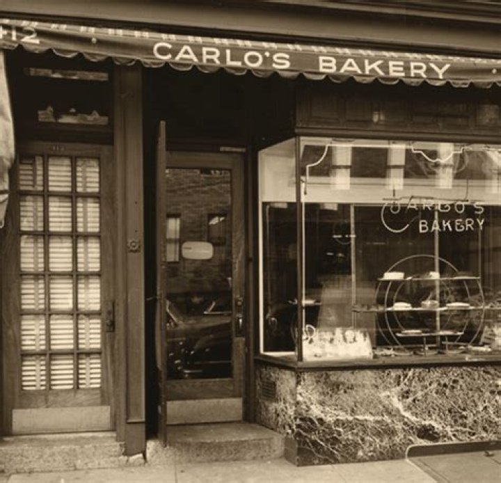 Discovering the Sweet Delights of Carlo's Bakery Hoboken