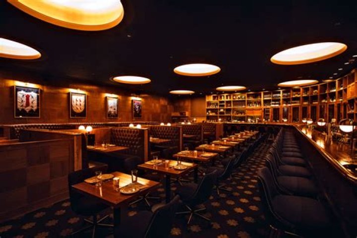 Cherry Circle Room: A Culinary Journey Through History