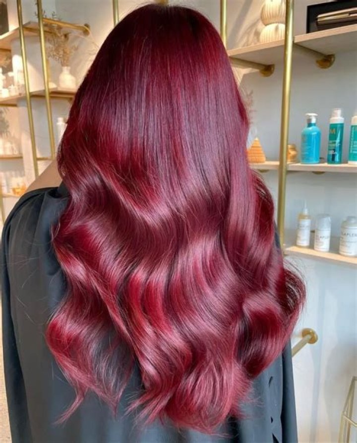 Cherry Red Hair: The Bold Trend in Hair Color for 2023