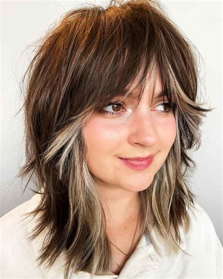 Choppy Layers on Short Hair: The Ultimate Guide to This Trendy Hairstyle