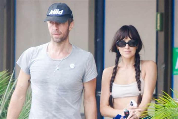 Chris Martin Relationships: A Comprehensive Look into the Love Life of Coldplay's Lead Singer