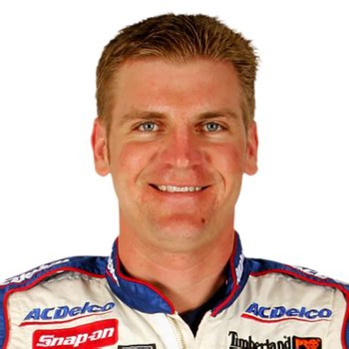 Clint Bowyer Height: A Comprehensive Overview of His Life and Career
