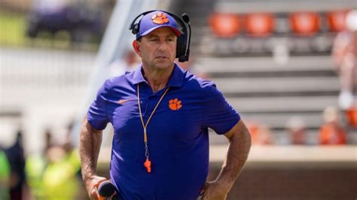 Dabo Swinney Height: How Tall is Clemson's Head Coach?
