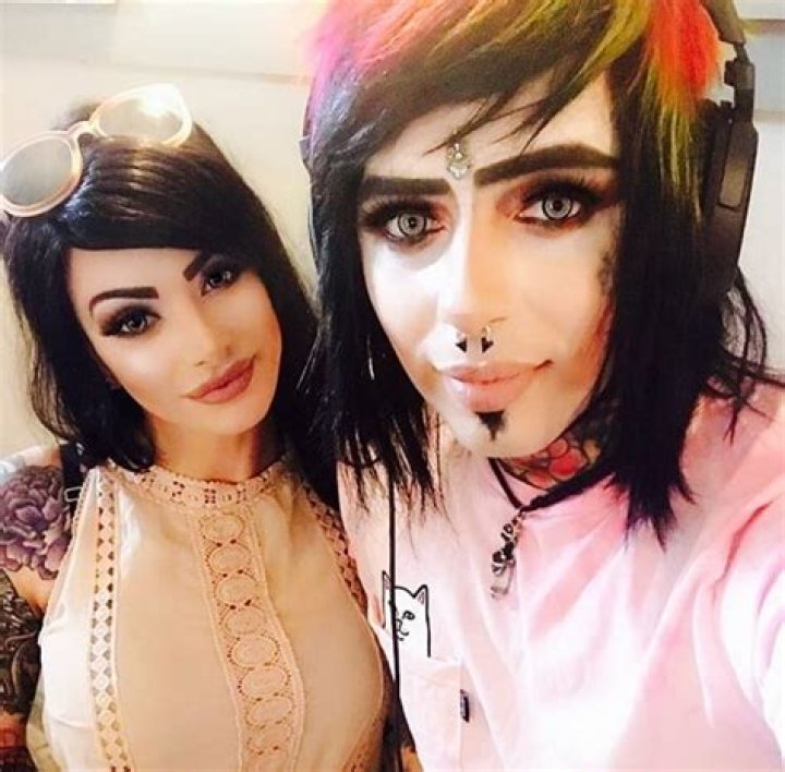 Dahvie Vanity's Romantic Journey: Who is His Girlfriend?