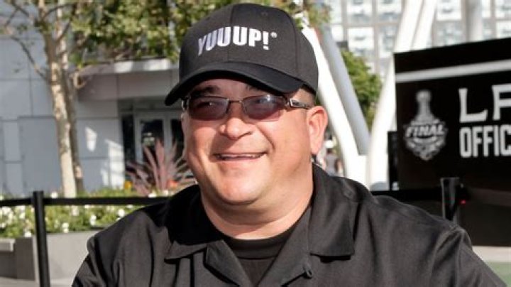 Unraveling the Mystery of Dave from Storage Wars: The Man Behind the Bids