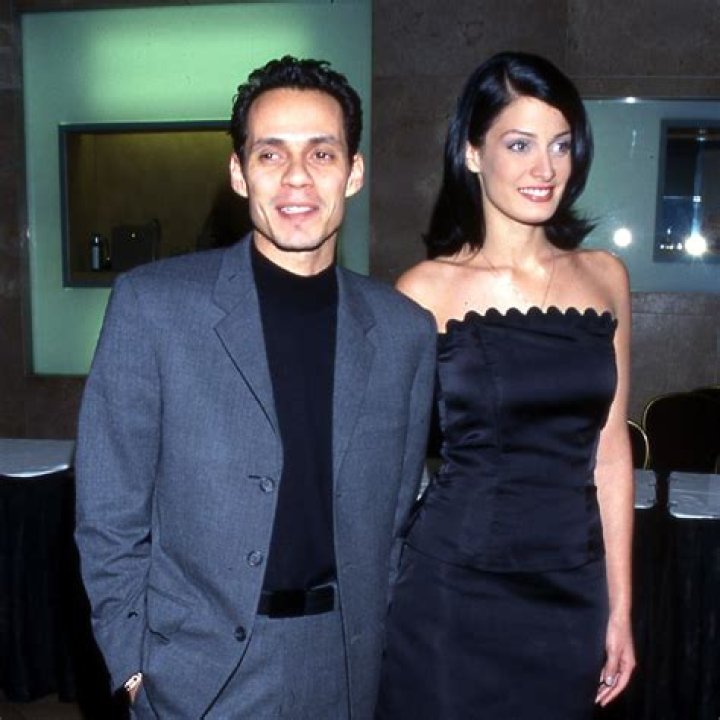 Dayanara Torres' Husband: A Look into Her Life and Relationships