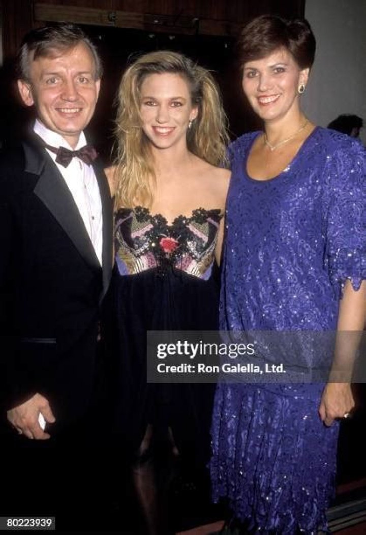 Meet Debbie Gibson's Dad: The Man Behind the Music Icon