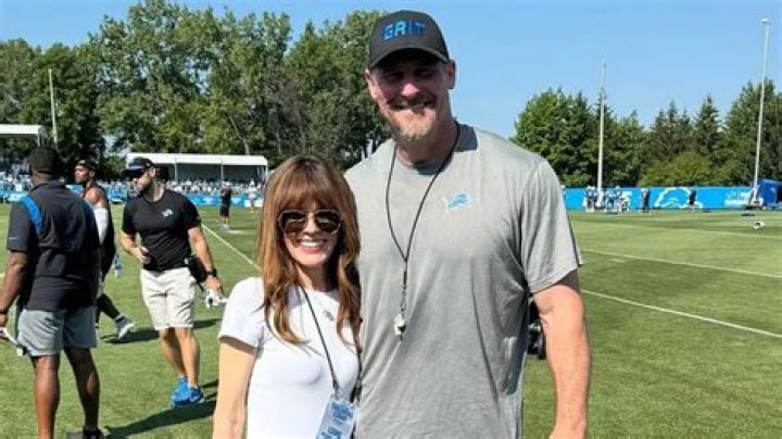 Unveiling the Personal Life of Dan Campbell: Does He Have a Wife?