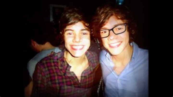 Does Harry Styles Have a Twin Brother? Exploring the Facts and Myths