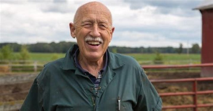 Dr. Pol's Age: How Old is the Vet?