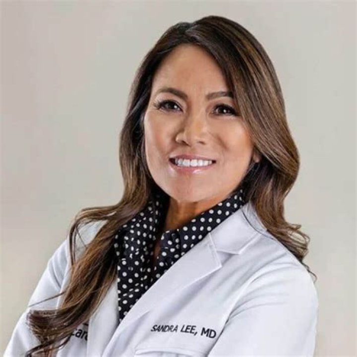 Dr. Sandra Lee Husband Net Worth: The Wealth Behind Dr. Pimple Popper