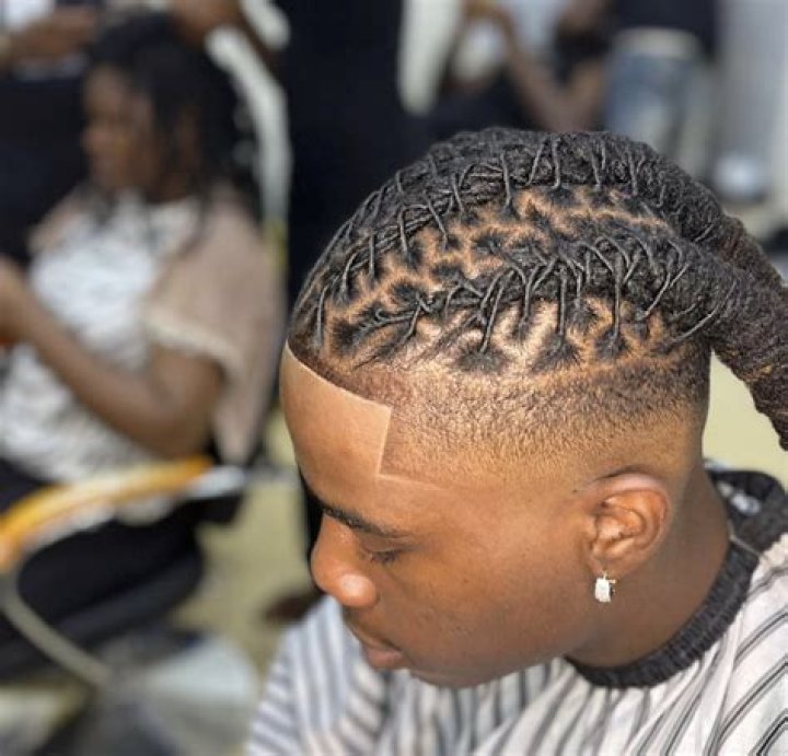 Dread Styles: The Ultimate Guide to Embrace the Art of Dreadlocks
