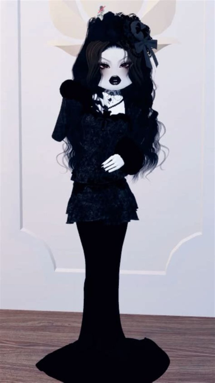 Embrace the Shadows: The Art of Dressing to Impress Trad Goth