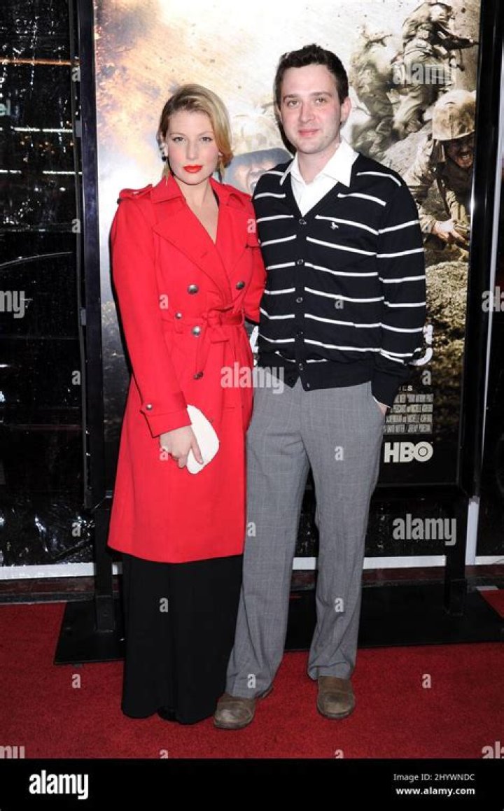 Eddie Kaye Thomas's Marriage: A Look into His Love Life