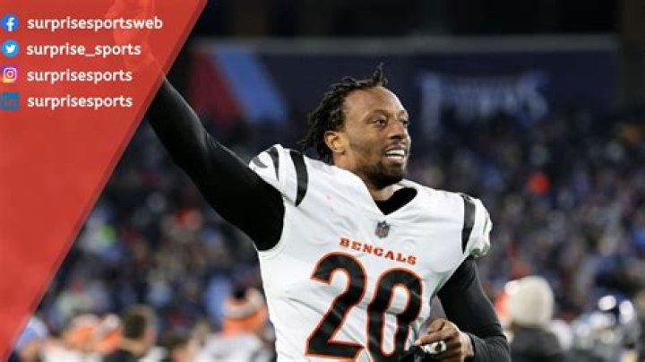 Uncover Eli Apple's Wealth: Exploring his Net Worth
