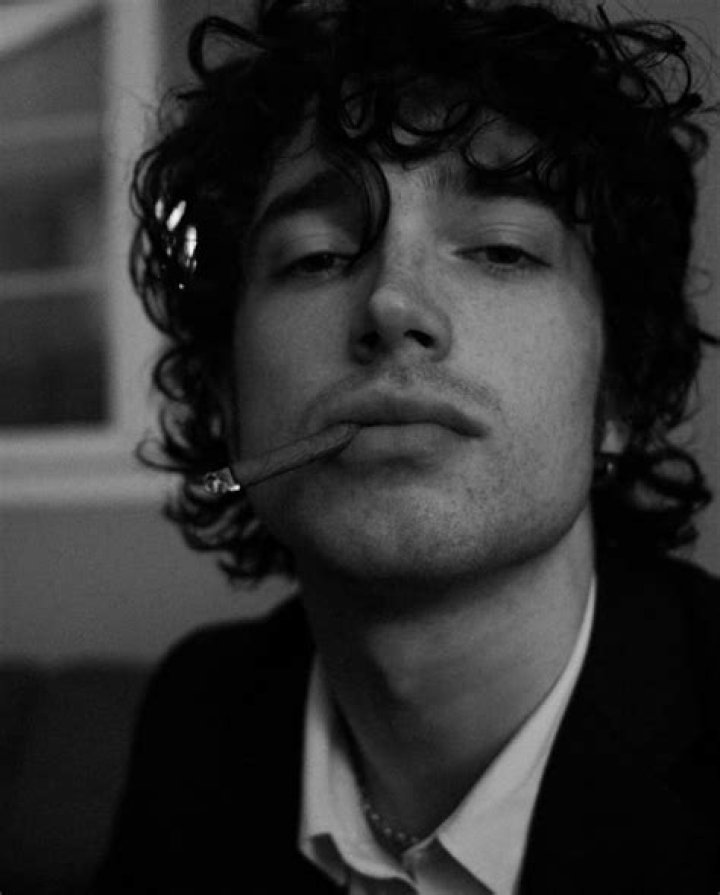 Elijah Hewson Height: The Rising Star's Physical Presence and Journey