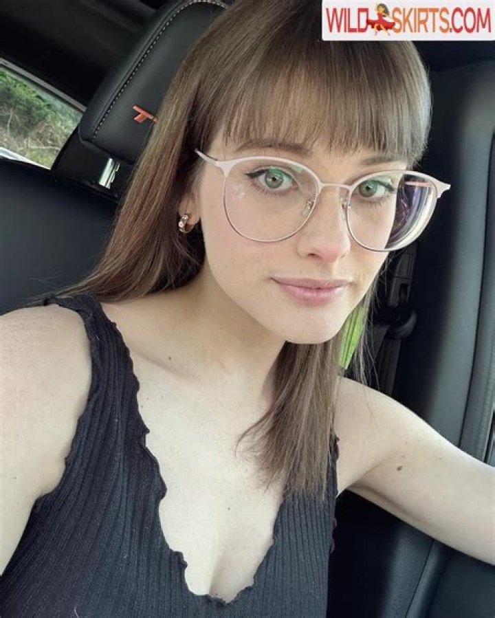 Exploring Emmahixofficial and Haesicks: A Deep Dive into Their Influence and Impact