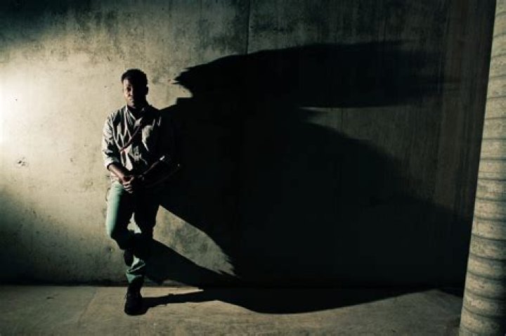 Eros Houston: The Rising Star of Contemporary Art