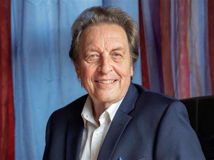 Exploring the Life and Achievements of Errol Musk