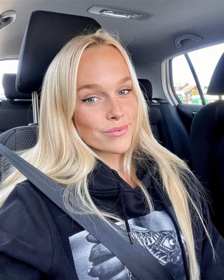 Estelle Berglin: A Comprehensive Wiki Guide