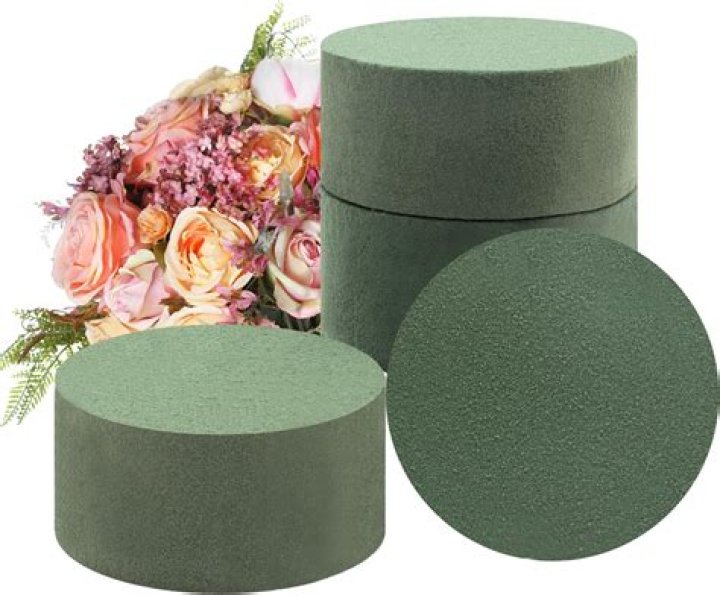 Enhancing Floral Arrangements: The Art of Foam to Fill Flower Vases