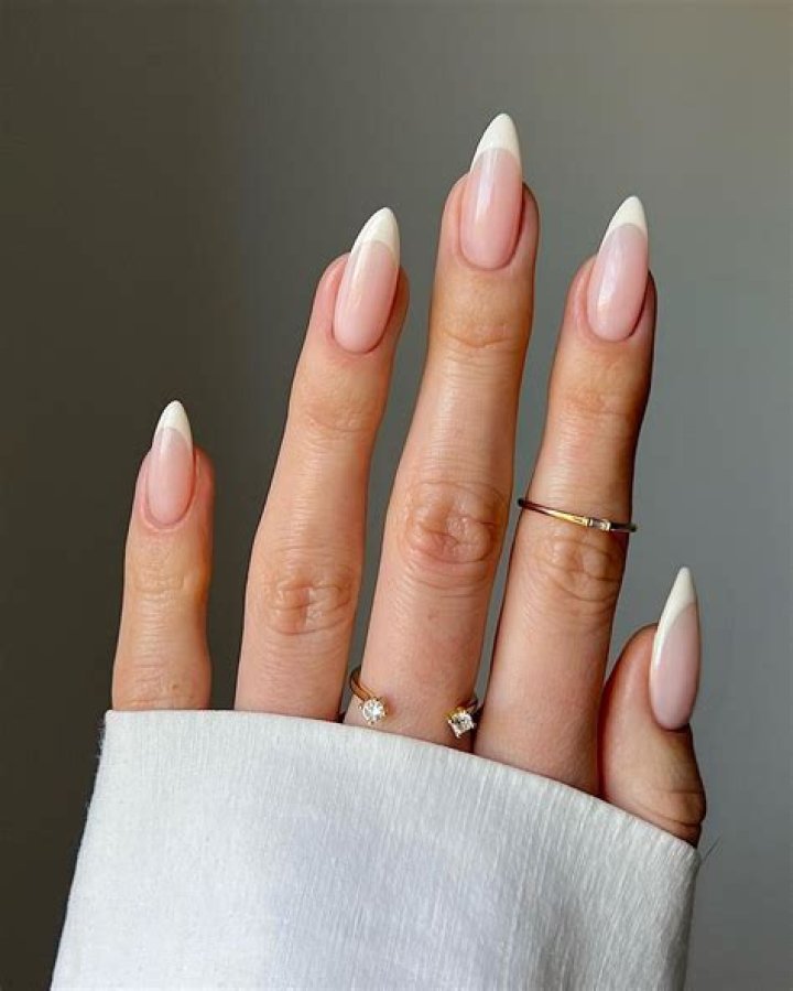 Elegant Expressions: The Allure of French Tip Nails