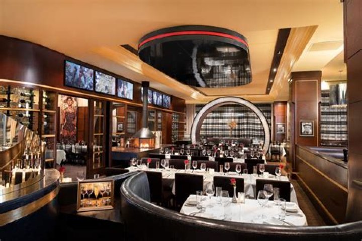 Exploring Galleria 33 North End Boston: A Culinary and Cultural Delight