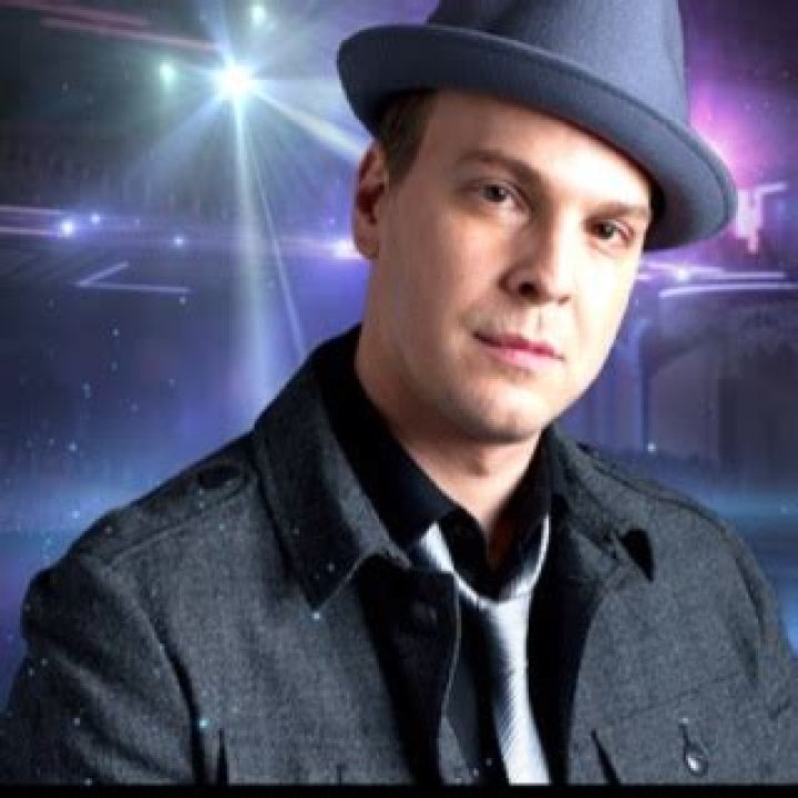 Unveiling the Life of Gavin DeGraw and His Partner