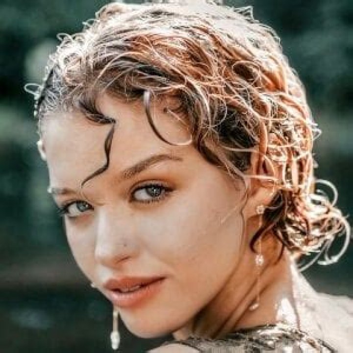 Gina Lynn Chick-fil-A Age: Exploring the Life of a Fast Food Icon