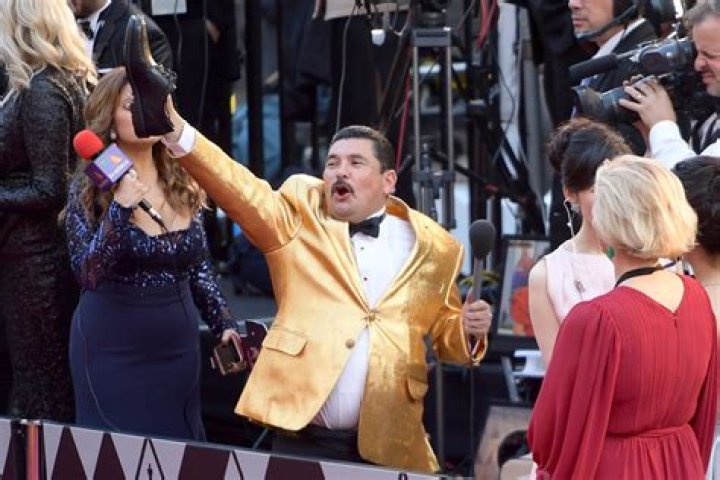 Guillermo Delivers Oscars Update to Jimmy Kimmel