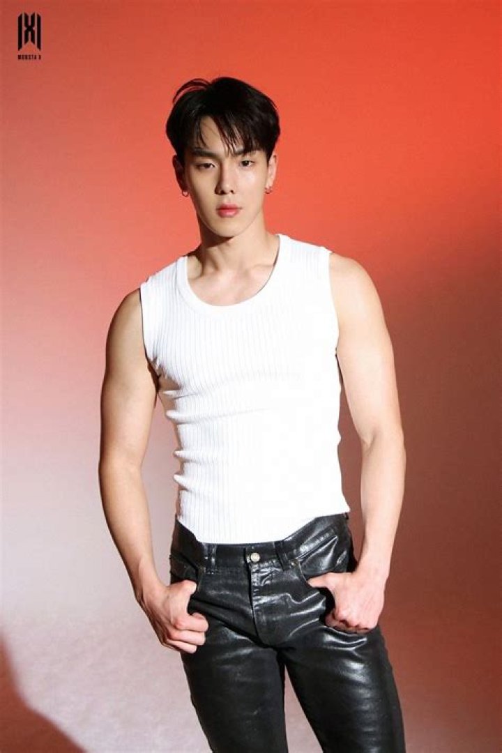 How N Influences Our Daily Lives: Understanding the Power of Social Media