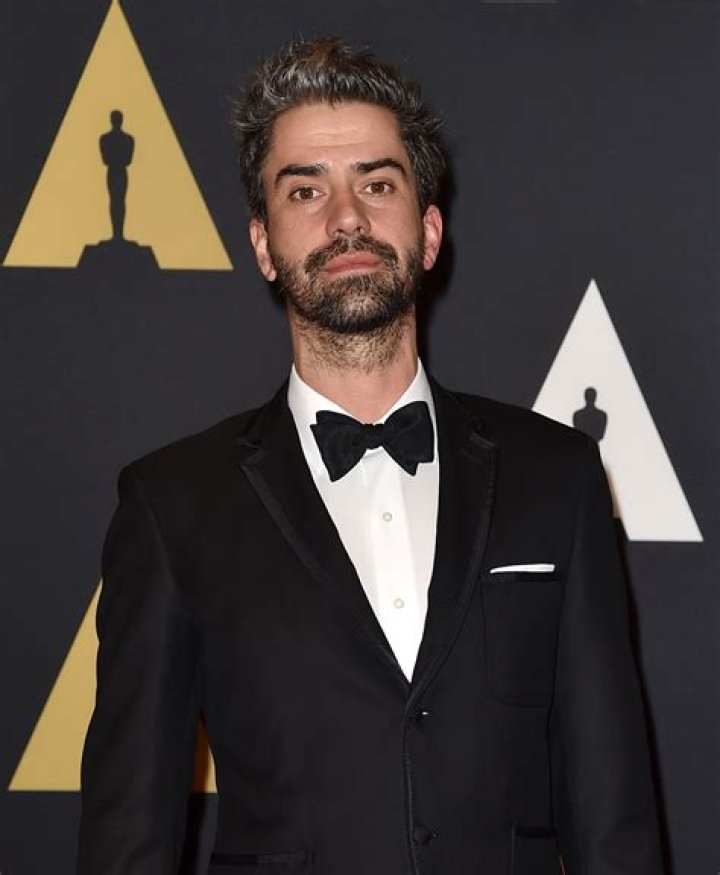 Hamish Linklater: A Rising Star in the World of Entertainment