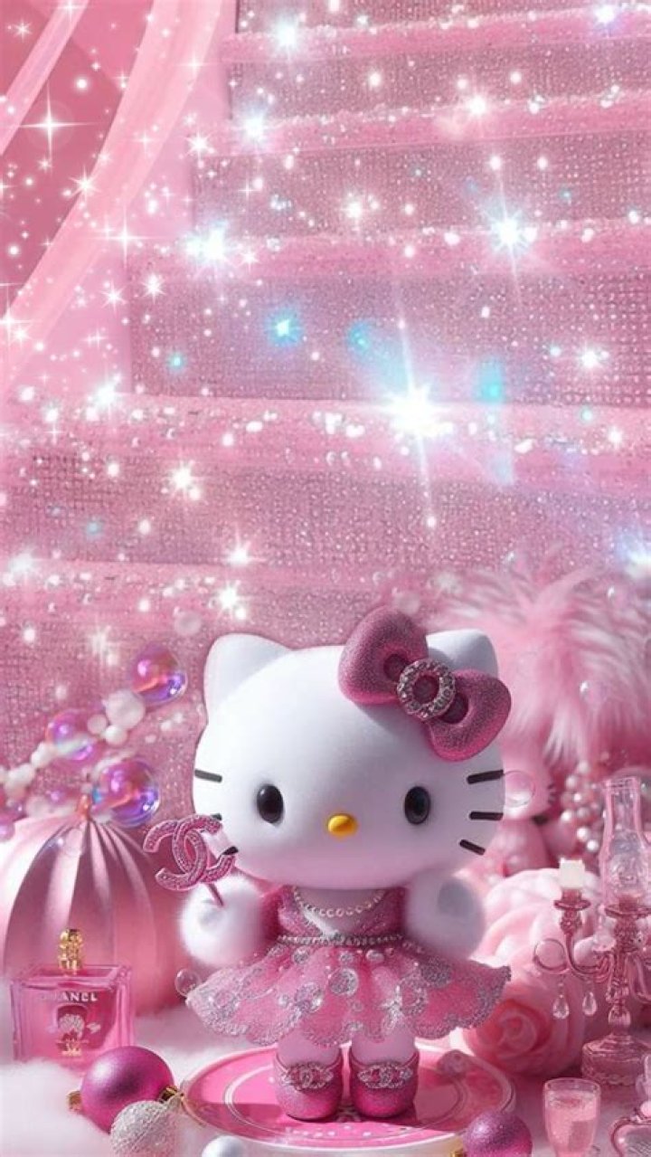 Hello Kitty Mobile Game: Can You Play with Friends?